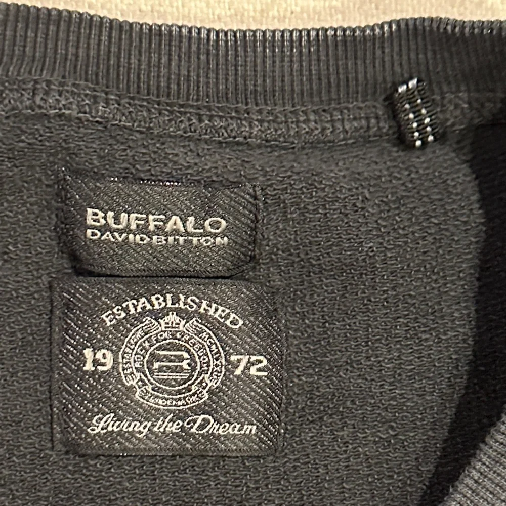 Buffalo David Bitton Men's Charcoal Crewneck Sweatshirt L